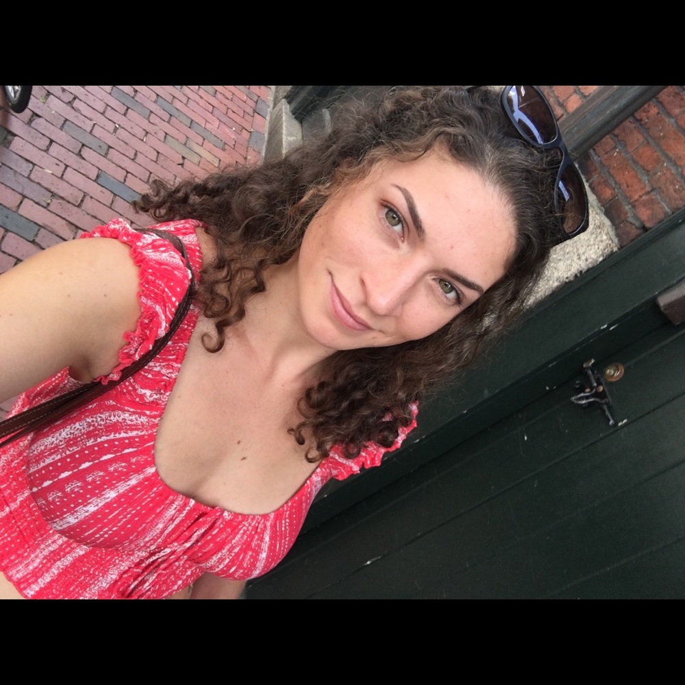 Meet your Posher, Zoe